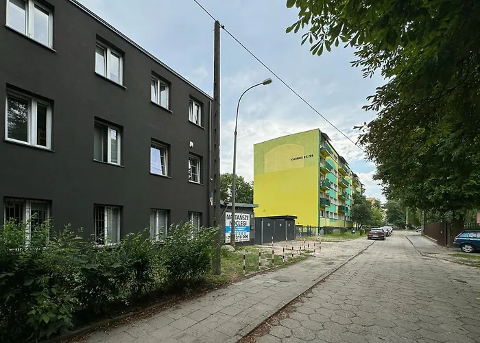 Najtańsze noclegi Górna 27 Łódź